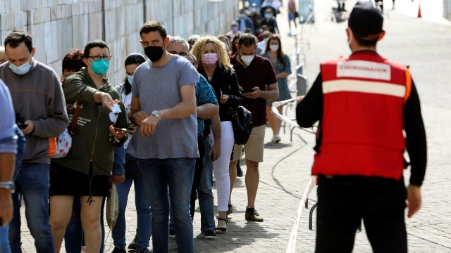 Os menores de 40 anos poderán pedir cita para vacinarse a partir do 1 de xullo