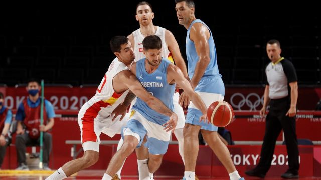 A selección española de baloncesto tomba a Arxentina e pasa á seguinte rolda