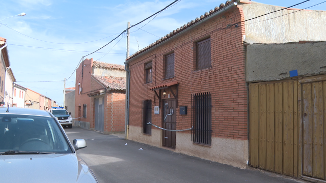 Unha muller de 69 anos recupérase no hospital tras ser acoitelada mentres durmía