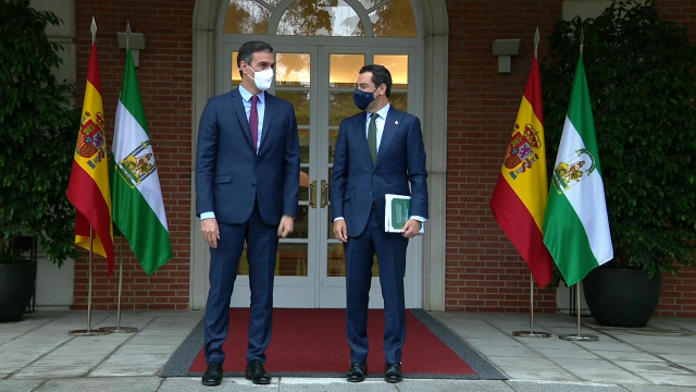 Pedro Sánchez e Juanma Moreno reúnense por primeira vez na Moncloa