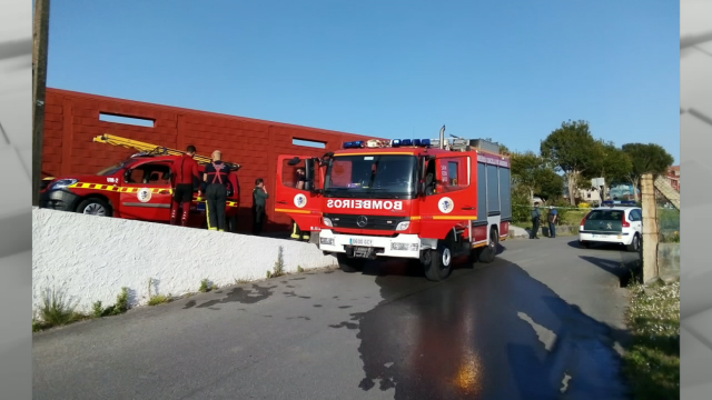 Rescatan o cadáver dun home nunha piscina municipal en Sanxenxo