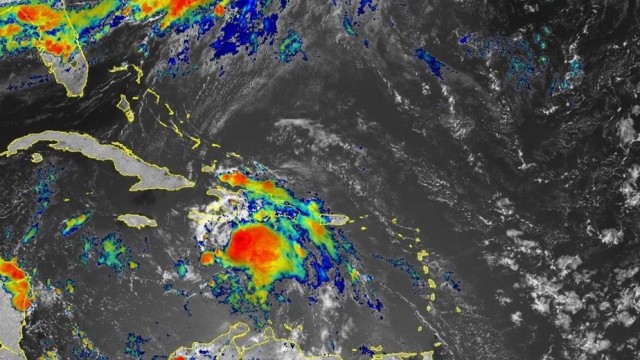 A treboada tropical Elsa chega hoxe a Cuba
