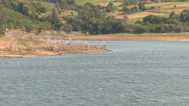 A reserva hídrica de Galicia baixa do 50 % da súa capacidade