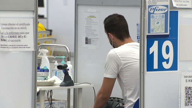 Preto de 8.000 persoas vacináronse sen cita este sábado nas sete cidades