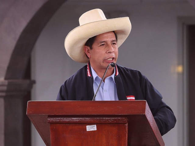 Pedro Castillo xa é o presidente do Perú