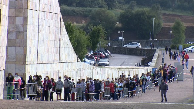 Sanidade chama a cidadanía sen vacinar a participar na convocatoria aberta de hoxe