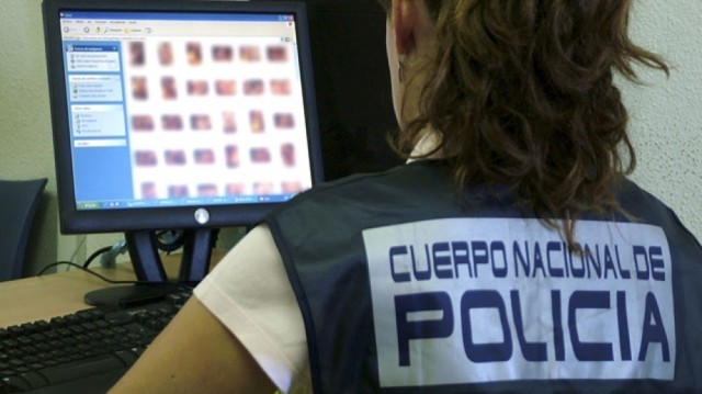 Detida unha persoa en Pontevedra nunha operación contra a pornografía infantil