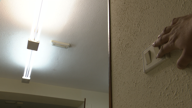 O prezo da luz dá unha tregua este sábado: baixa ata os 110,14 euros
