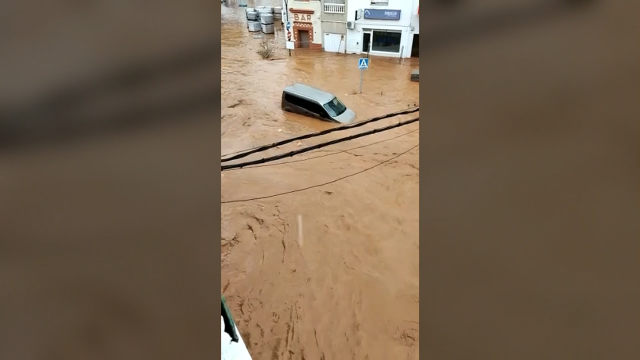 A gota fría provoca anegamentos en varias localidades de Badaxoz
