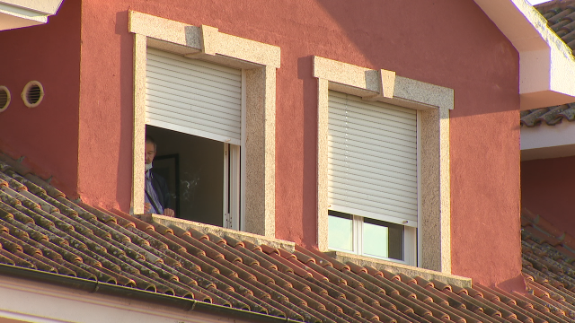 Catro positivos en dúas residencias de maiores de Vigo elevan a 62 os usuarios contaxiados en Galicia