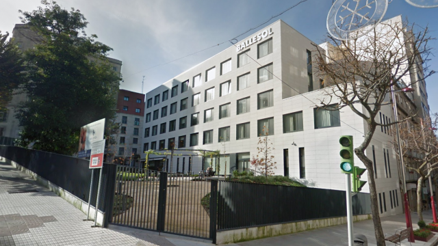 Un gromo con 22 positivos no centro Ballesol de Vigo sobe a 712 os casos en residencias