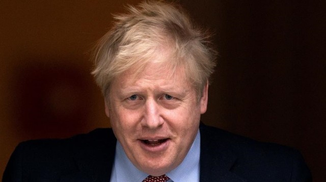 Boris Johnson segue hospitalizado por coronavirus "pero a cargo do Goberno"