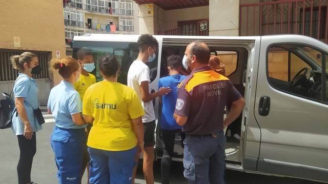 Un xulgado suspende as repatriacións de nove menores desde Ceuta a Marrocos