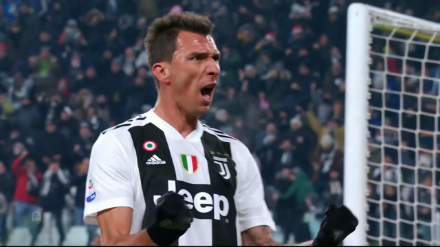 O Celta ten que vender para poder contratar a Mandzukic