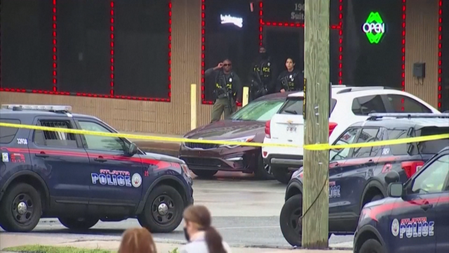 Oito mortos en tiroteos en tres salóns de masaxe en Atlanta