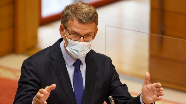 Feijóo non irá aos actos do 12 de outubro para preparar o debate de política xeral