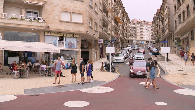 Ferido moi grave un neno de sete anos que caeu desde un terceiro andar en Sanxenxo