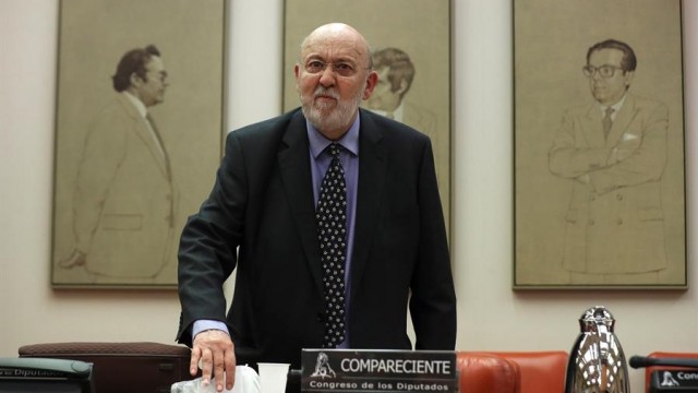 O Tribunal de Contas abre unha investigación a Tezanos por contratos do CIS
