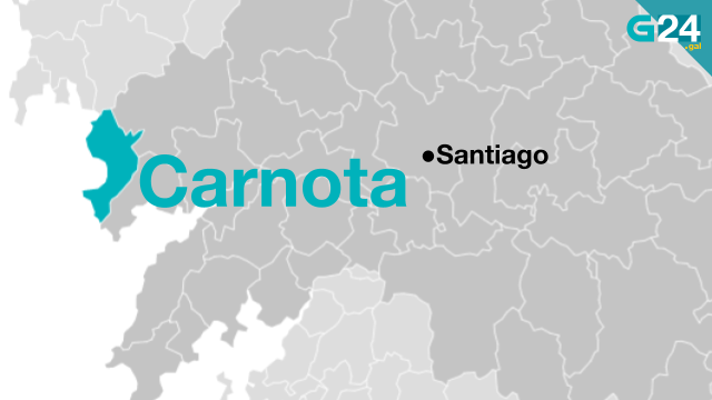 Falece un veciño de Carnota mentres traballaba cun tractor nunha leira con eucaliptos