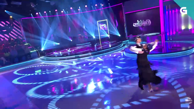 Gema e Edgar, multicampións de baile, viaxan polas danzas do mundo